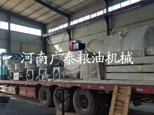 山西石磨面粉機組發(fā)貨現場3 